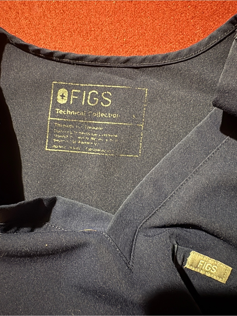 Figs Scrub Top - Picture 4 of 4